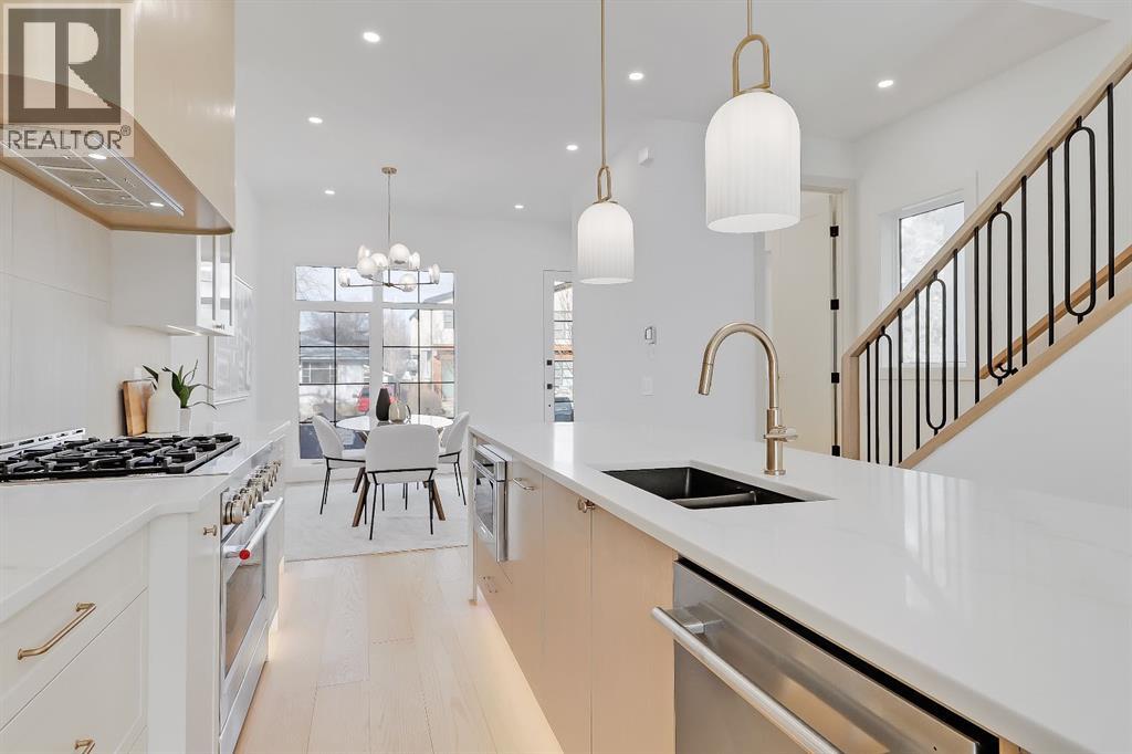 417 22 Avenue Nw, Calgary, Alberta  T2M 1N4 - Photo 5 - A2286632