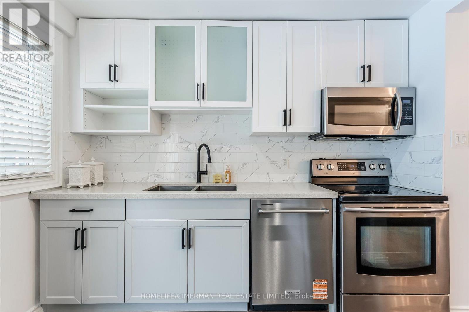 195 Torrens Avenue, Toronto, Ontario  M4J 2P6 - Photo 19 - E12792414