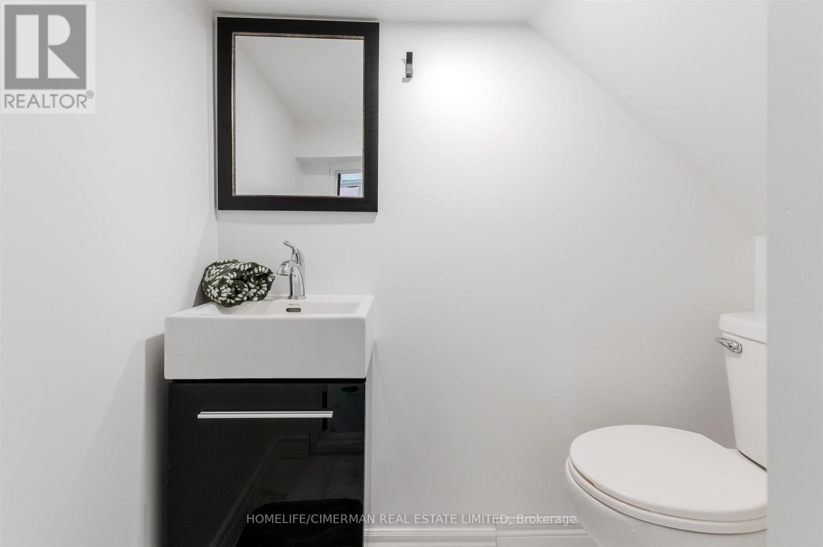 195 Torrens Avenue, Toronto, Ontario  M4J 2P6 - Photo 35 - E12792414