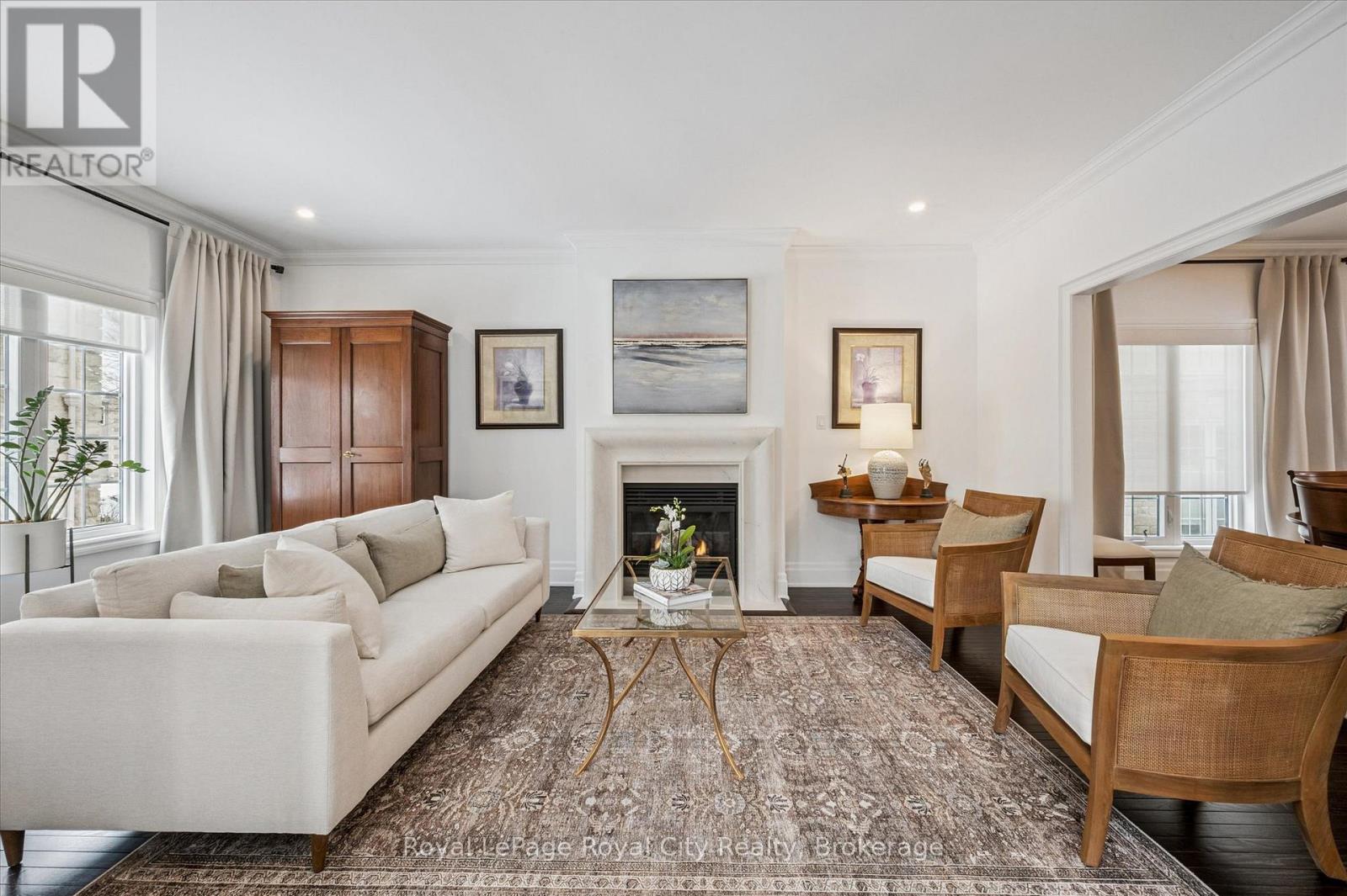 11 - 25 MANOR PARK CRESCENT, Guelph, Ontario