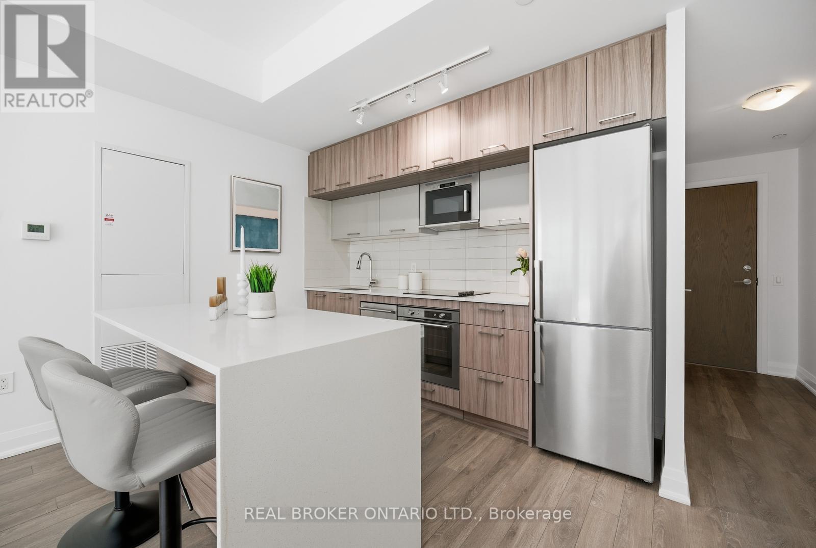 805 - 4800 Highway 7, Vaughan, Ontario  L4L 1H8 - Photo 13 - N12792332