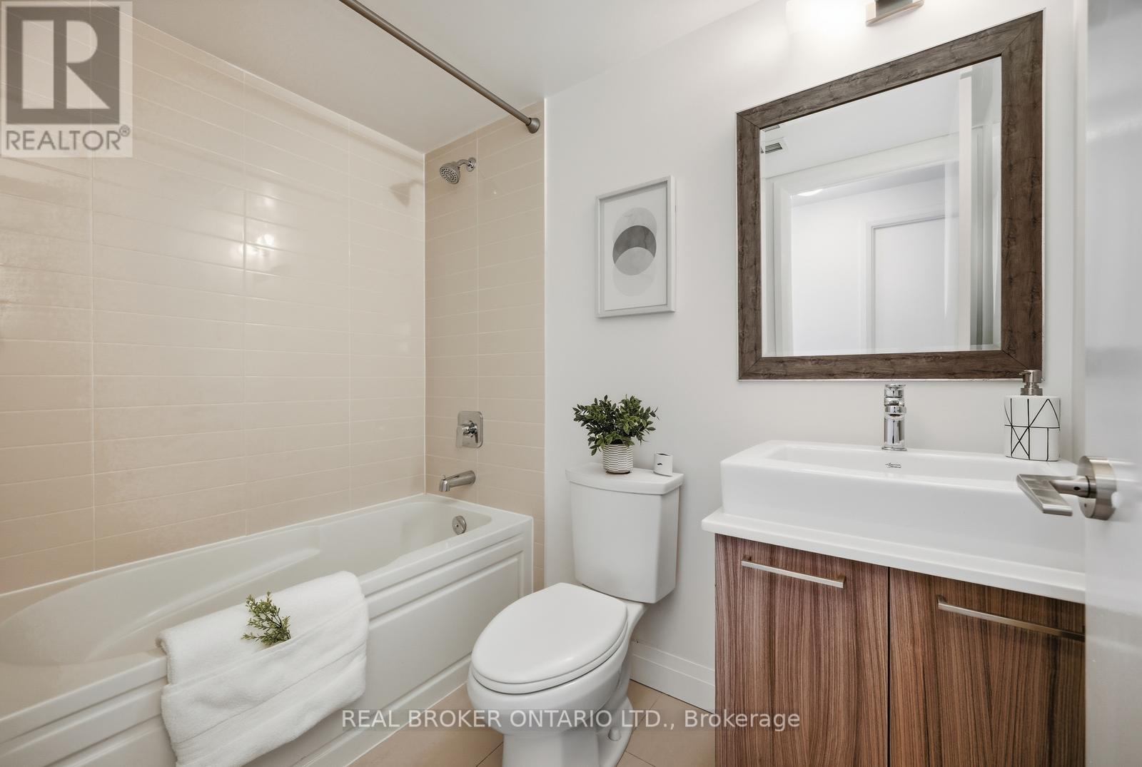 805 - 4800 Highway 7, Vaughan, Ontario  L4L 1H8 - Photo 35 - N12792332