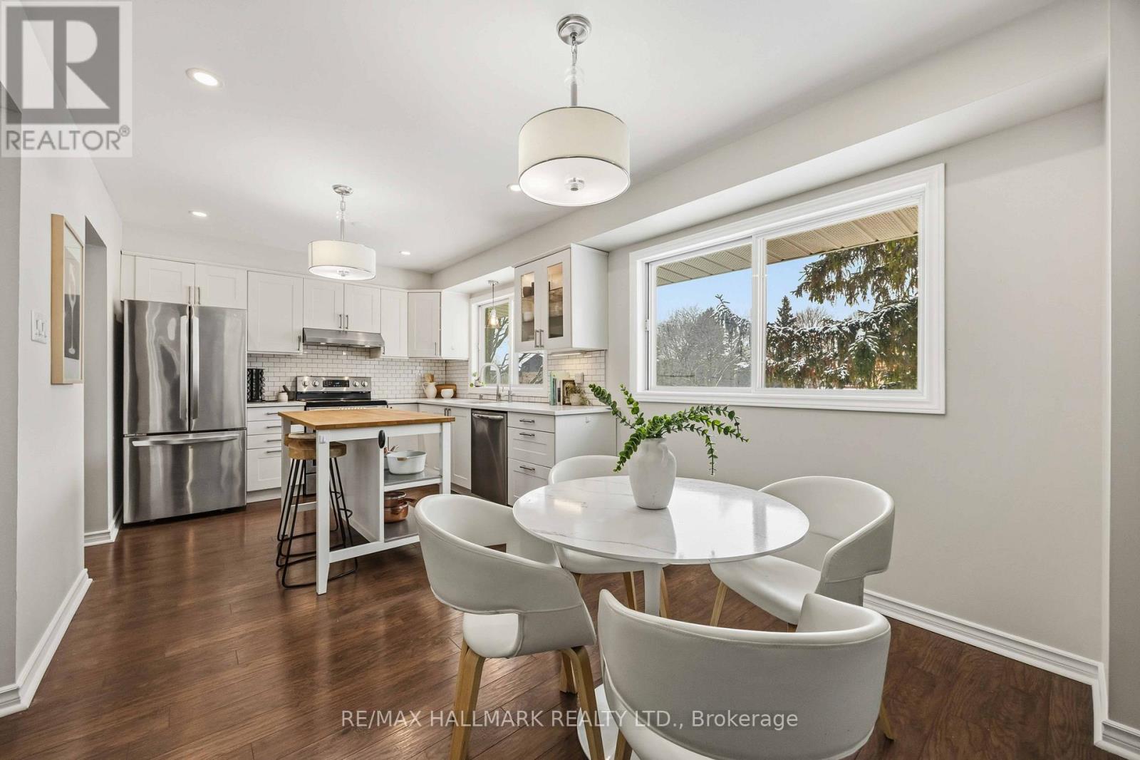 5 Poplar Crescent W, Aurora, Ontario  L4G 3M4 - Photo 16 - N12792408