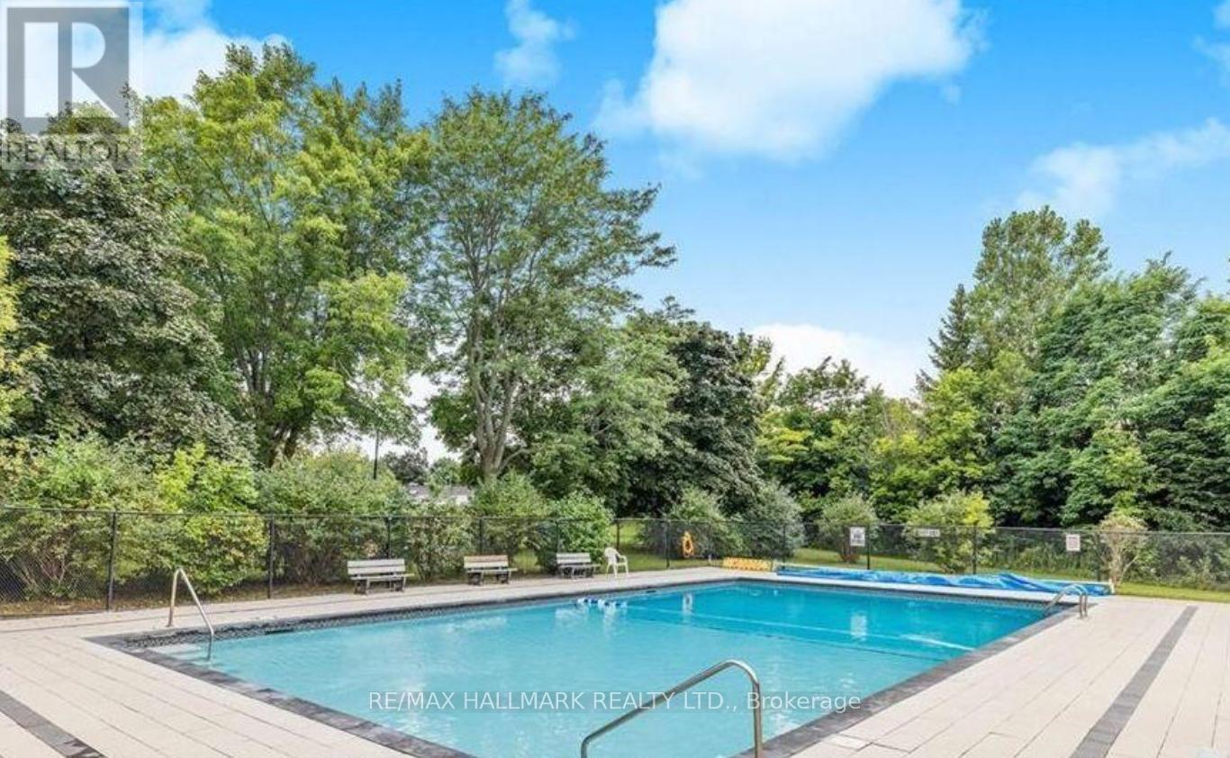 5 Poplar Crescent W, Aurora, Ontario  L4G 3M4 - Photo 31 - N12792408