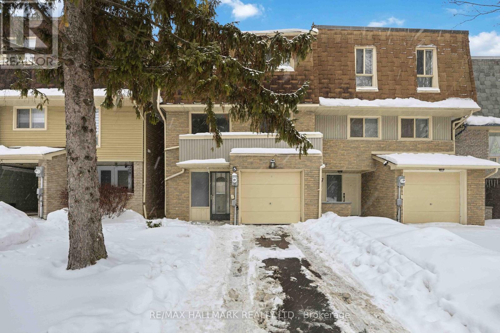 5 Poplar Crescent W, Aurora, Ontario  L4G 3M4 - Photo 32 - N12792408