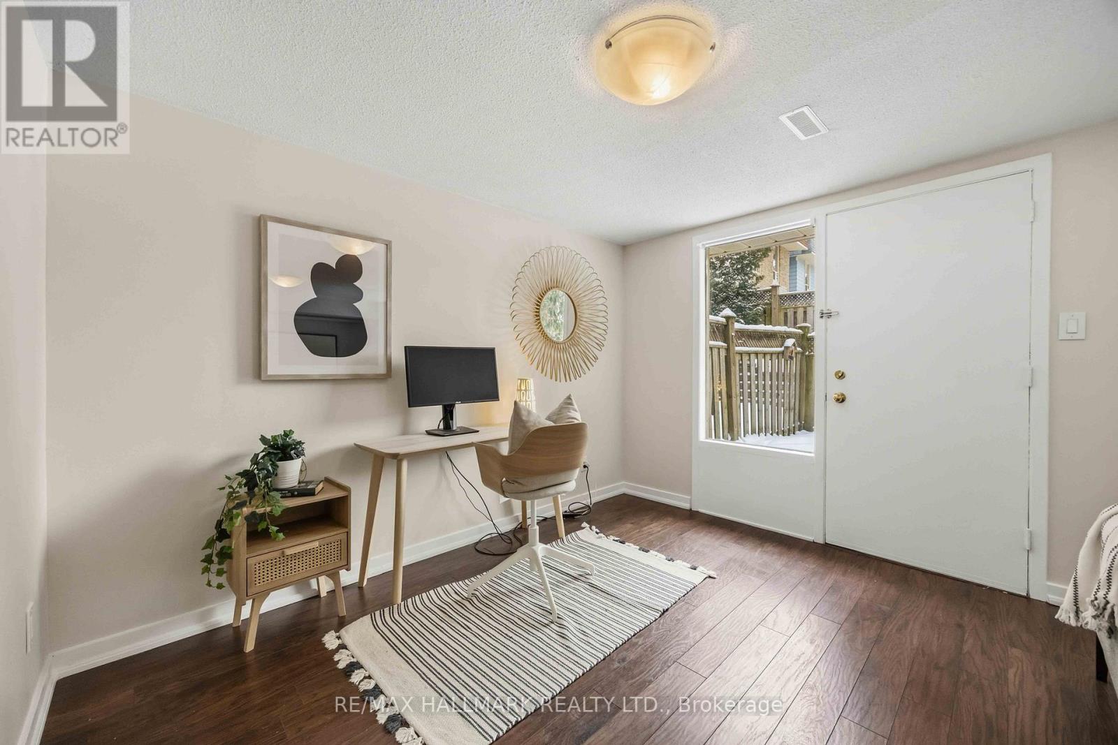 5 Poplar Crescent W, Aurora, Ontario  L4G 3M4 - Photo 8 - N12792408