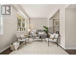 5 POPLAR CRESCENT W, Aurora, Ontario