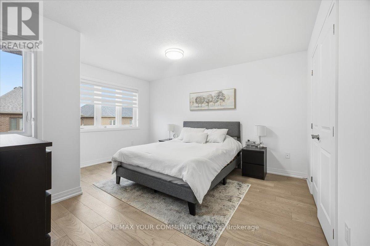 76 Sagewood Avenue, Barrie, Ontario  L9J 0K5 - Photo 16 - S12792320