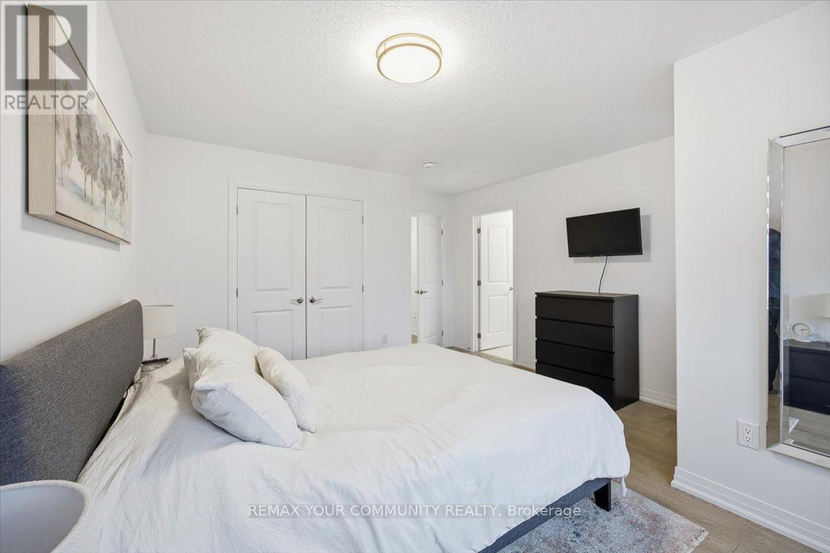 76 Sagewood Avenue, Barrie, Ontario  L9J 0K5 - Photo 18 - S12792320