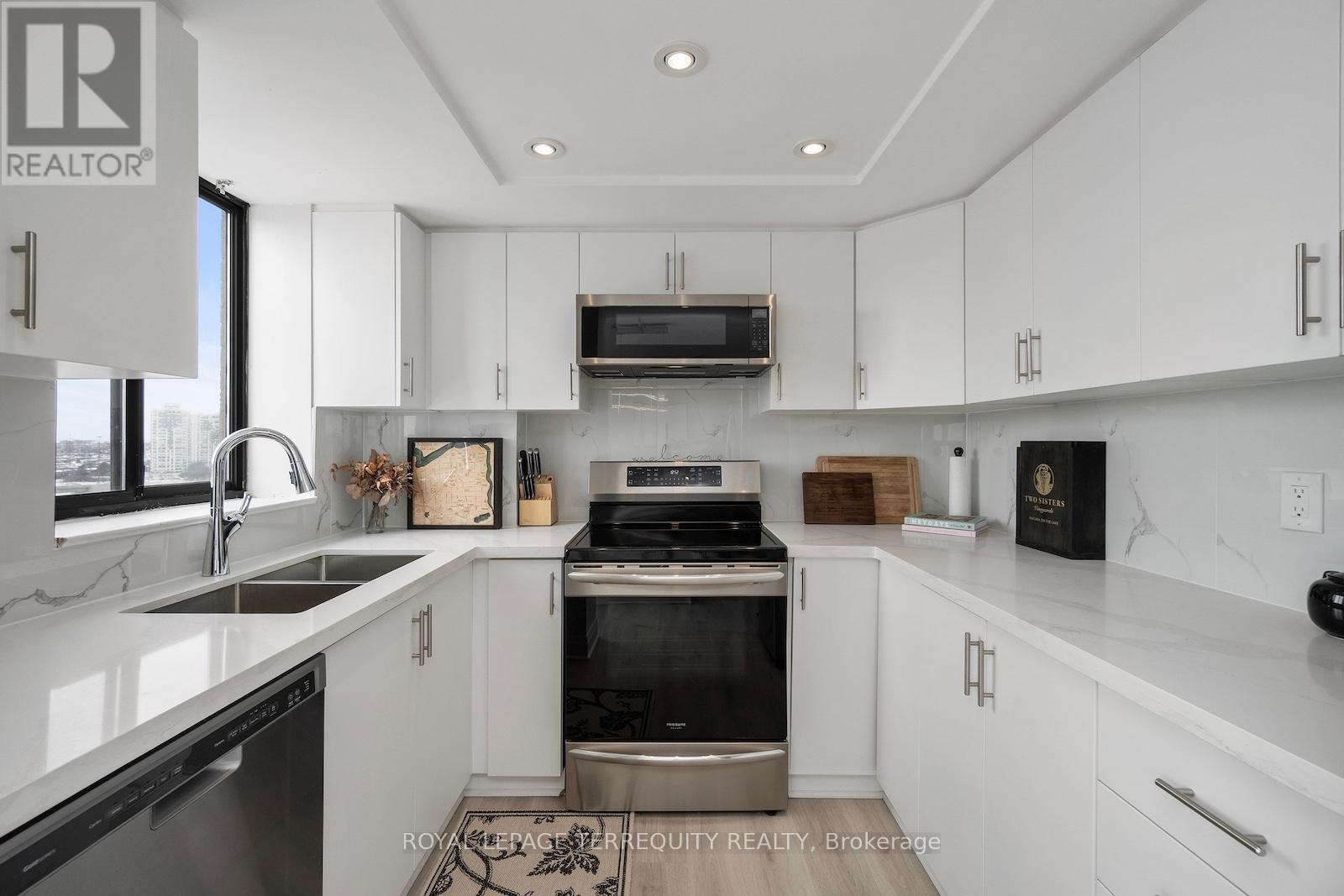 1607 - 4235 Sherwoodtowne Boulevard, Mississauga, Ontario  L4Z 1W3 - Photo 20 - W12792298