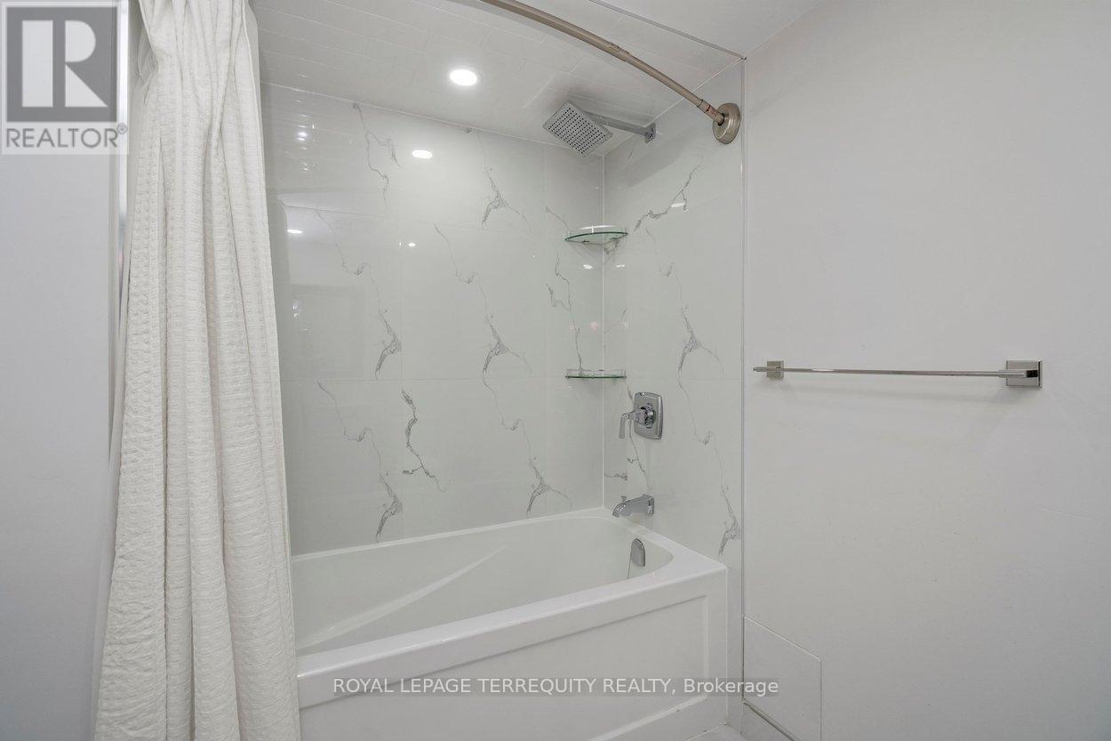 1607 - 4235 Sherwoodtowne Boulevard, Mississauga, Ontario  L4Z 1W3 - Photo 29 - W12792298