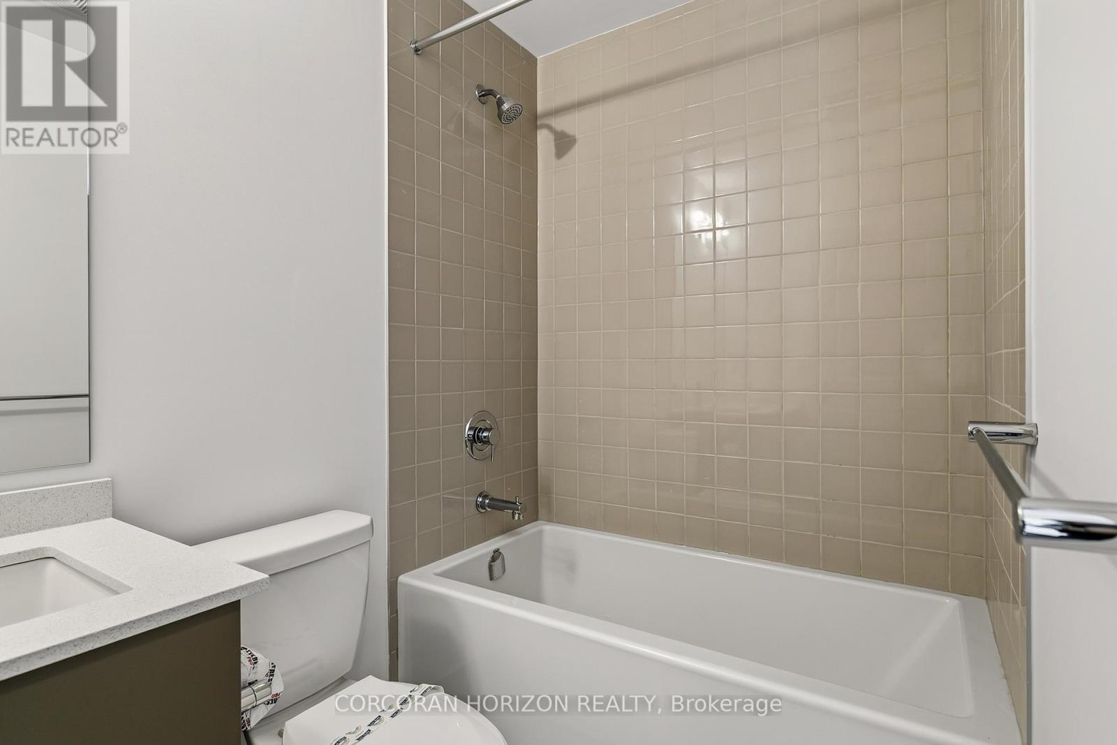 1402 - 3240 William Coltson Avenue, Oakville, Ontario  L6H 8C8 - Photo 11 - W12792300