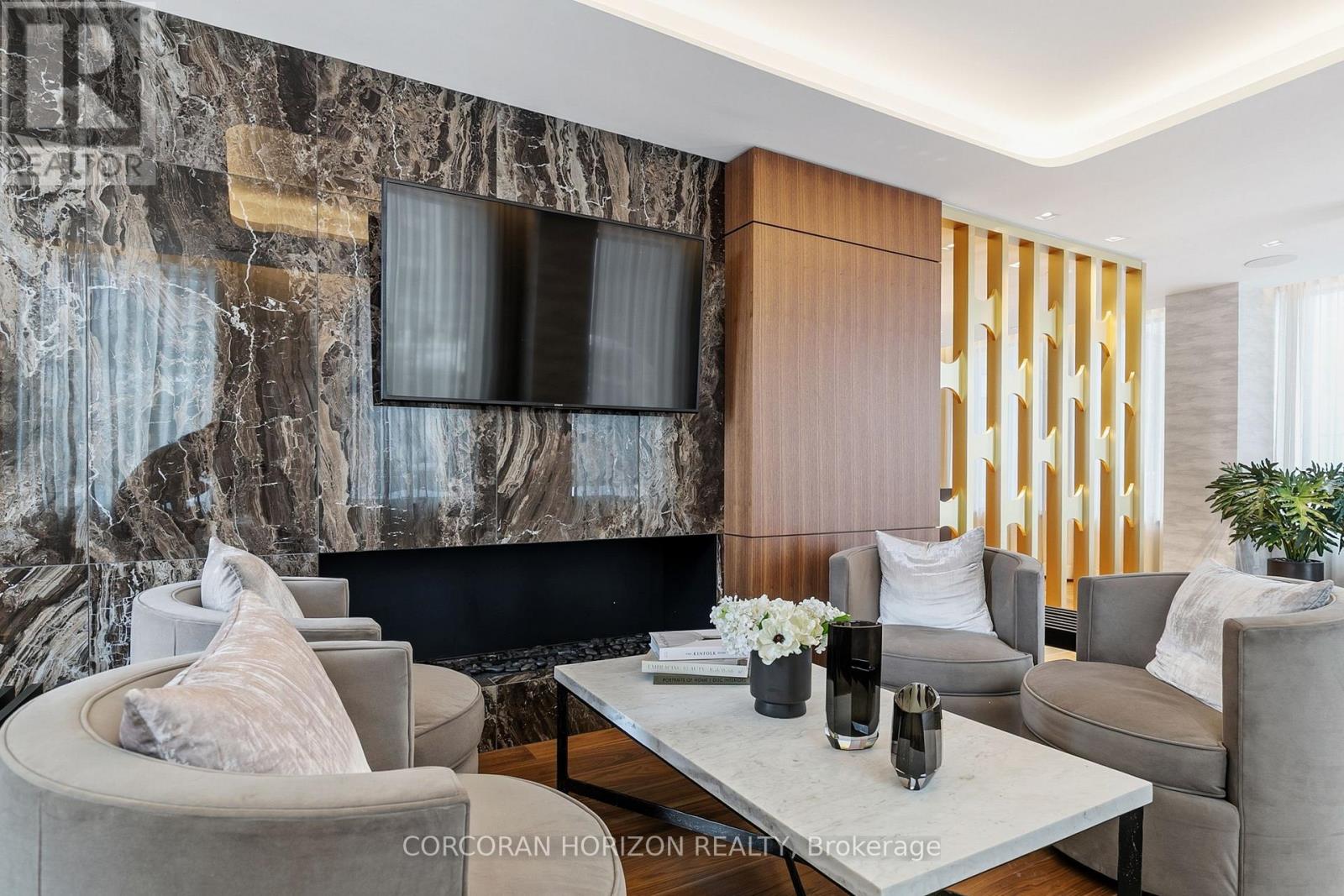 1402 - 3240 William Coltson Avenue, Oakville, Ontario  L6H 8C8 - Photo 13 - W12792300