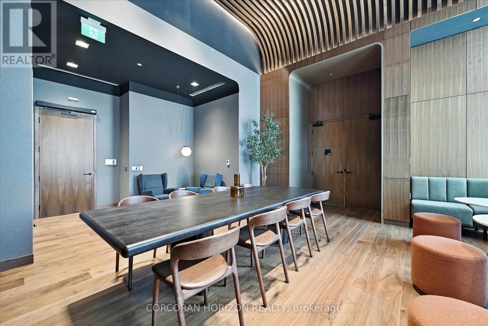 1402 - 3240 William Coltson Avenue, Oakville, Ontario  L6H 8C8 - Photo 15 - W12792300