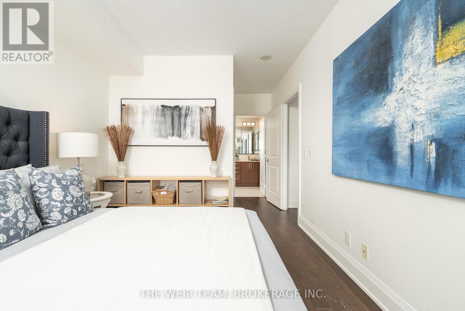 2 Old Mill Drive, Toronto, Ontario  M6S 0A2 - Photo 21 - W12792368