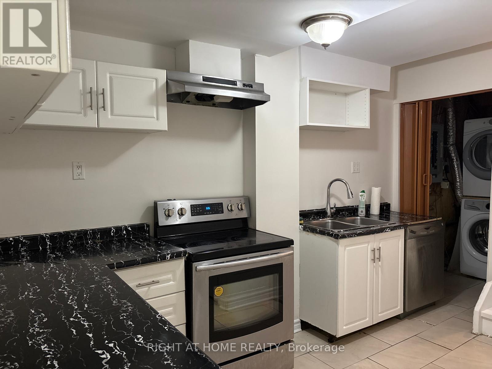 Bsmt - 5465 Churchill Meadows Boulevard, Mississauga, Ontario  L5M 6N6 - Photo 13 - W12792422