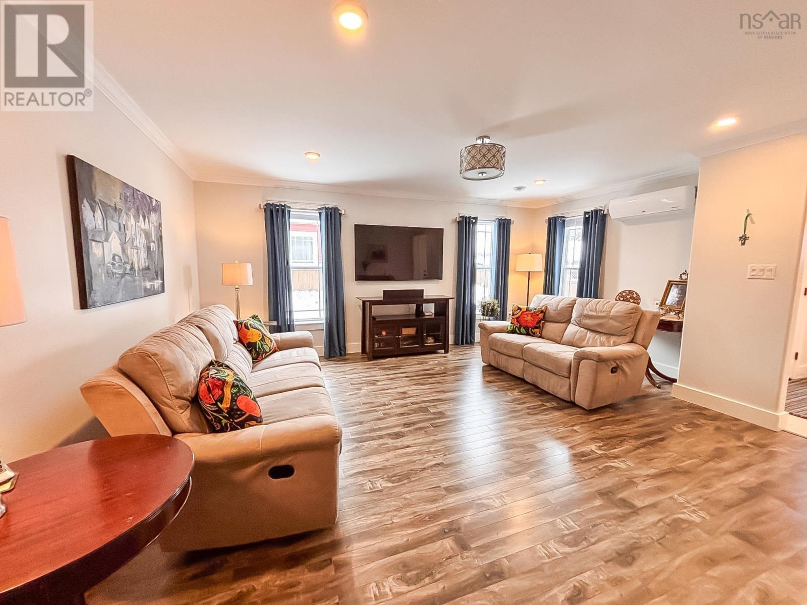 432 Glen Allan Drive, Bridgewater, Nova Scotia  B4V 0A8 - Photo 6 - 202602821