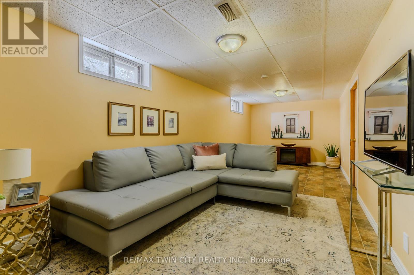 60 Curtis Avenue S, Brant, Ontario  N3L 3J7 - Photo 32 - X12792372