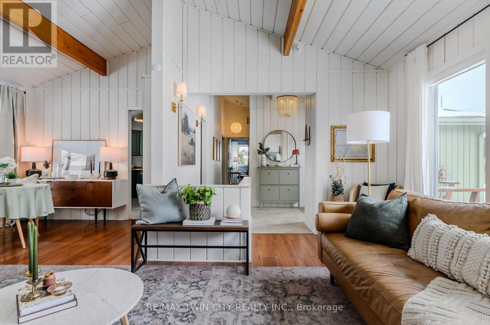 60 Curtis Avenue S, Brant, Ontario  N3L 3J7 - Photo 8 - X12792372