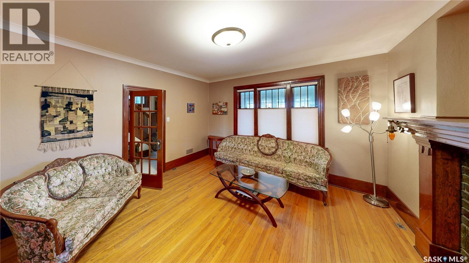 1517 Victoria Avenue, Regina, Saskatchewan  S4P 0P6 - Photo 6 - SK028671