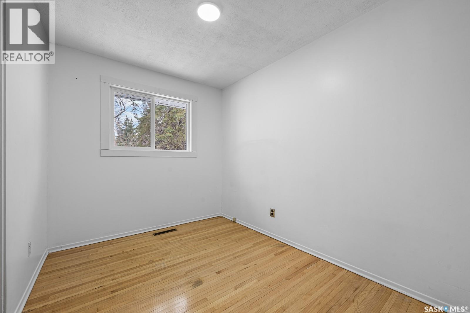 92 Flamingo Crescent, Regina, Saskatchewan  S4S 0N1 - Photo 7 - SK028638