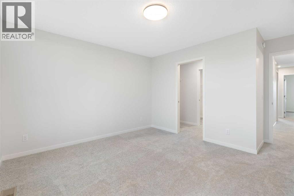 680 Buffaloberry Manor Se, Calgary, Alberta  T3M 3Z3 - Photo 23 - A2286416