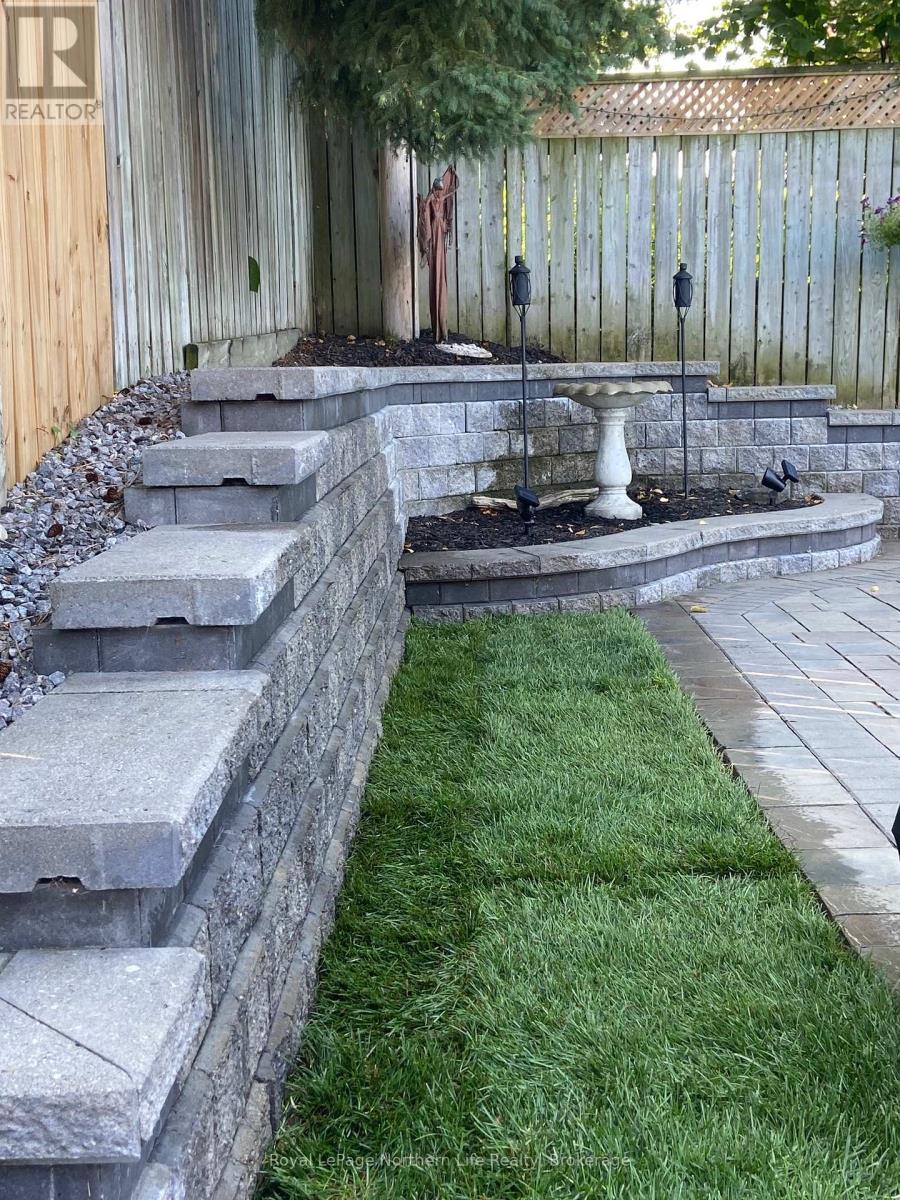 98 Sable Crescent, North Bay (Birchaven), Ontario  P1A 3X7 - Photo 11 - X12792484