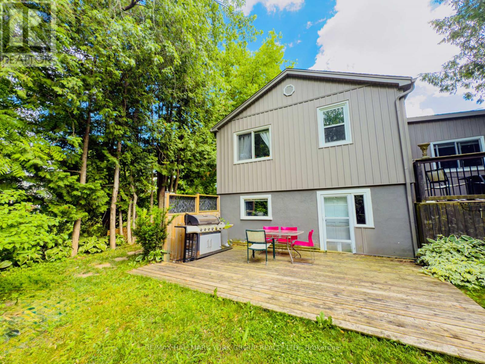 Lower - 6072 Hillsdale Drive, Whitchurch-Stouffville, Ontario  L4A 2X6 - Photo 9 - N12780728