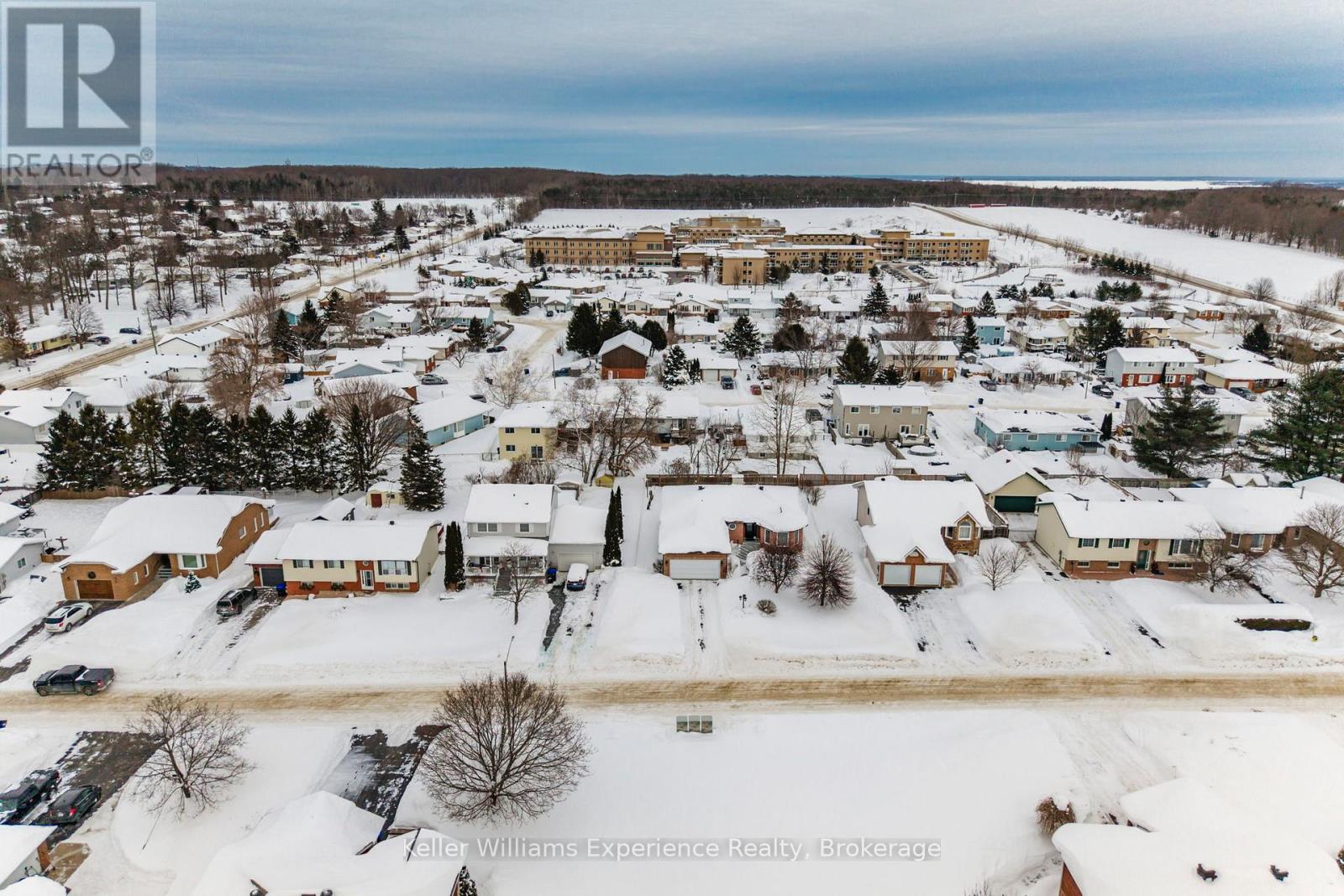 11 Copeland Street, Penetanguishene, Ontario  L9M 1K3 - Photo 35 - S12792672