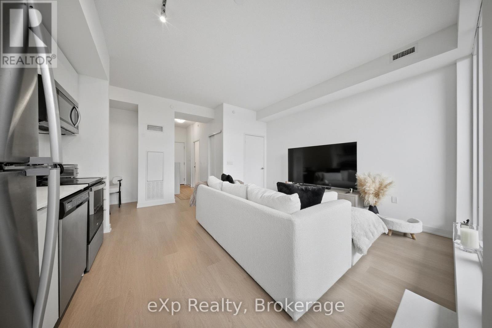 209 - 859 The Queensway, Toronto, Ontario  M8Z 1N8 - Photo 11 - W12792552