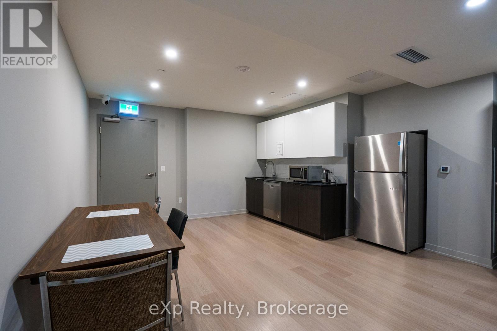 209 - 859 The Queensway, Toronto, Ontario  M8Z 1N8 - Photo 40 - W12792552