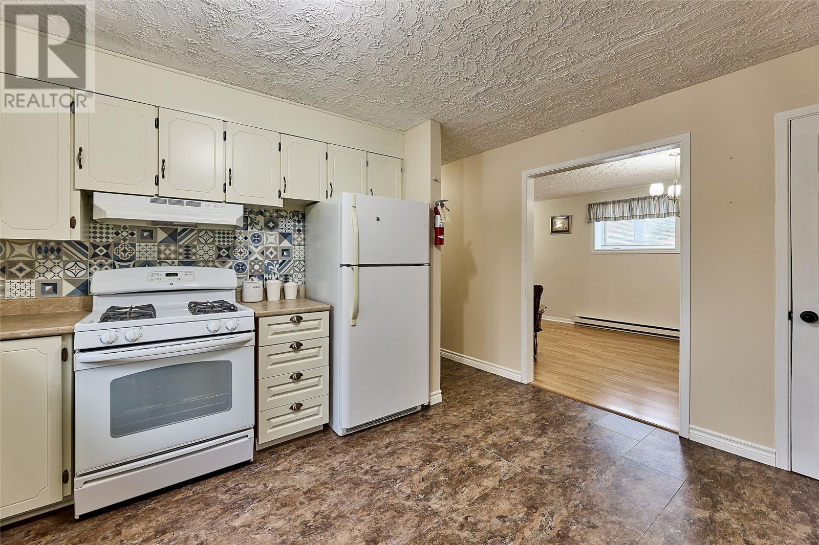 12 Birch Hill, Pouch Cove, Newfoundland & Labrador   - Photo 20 - 1294605