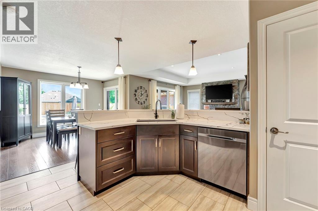 304 Courtland Street, Delhi, Ontario  N4B 3B9 - Photo 12 - 40801618