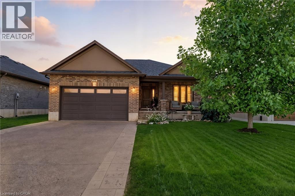 304 Courtland Street, Delhi, Ontario  N4B 3B9 - Photo 2 - 40801618