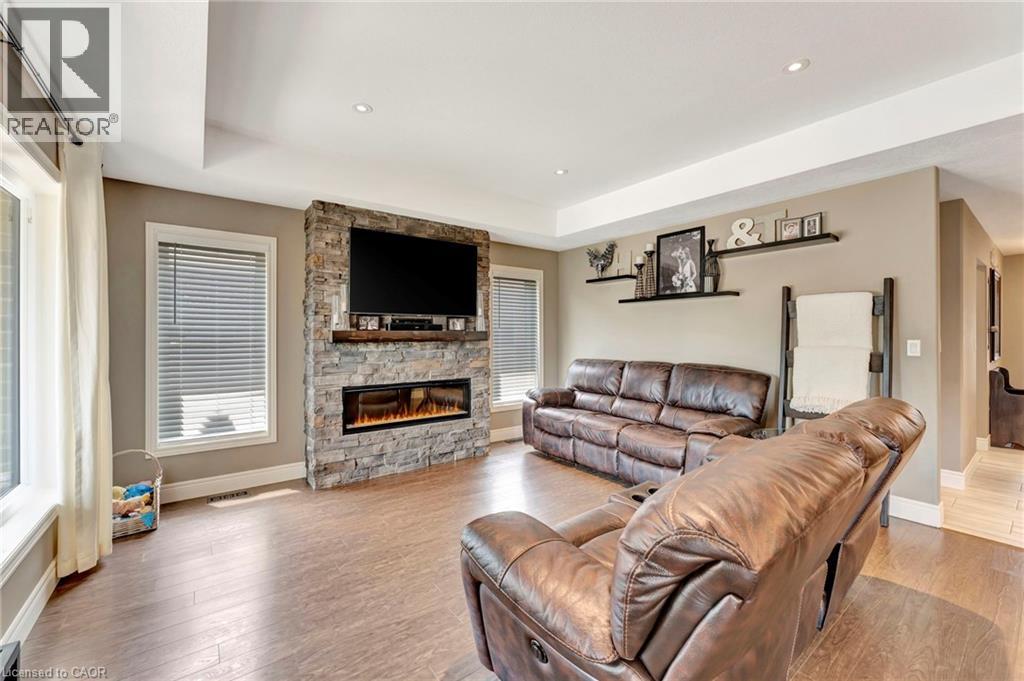 304 Courtland Street, Delhi, Ontario  N4B 3B9 - Photo 8 - 40801618