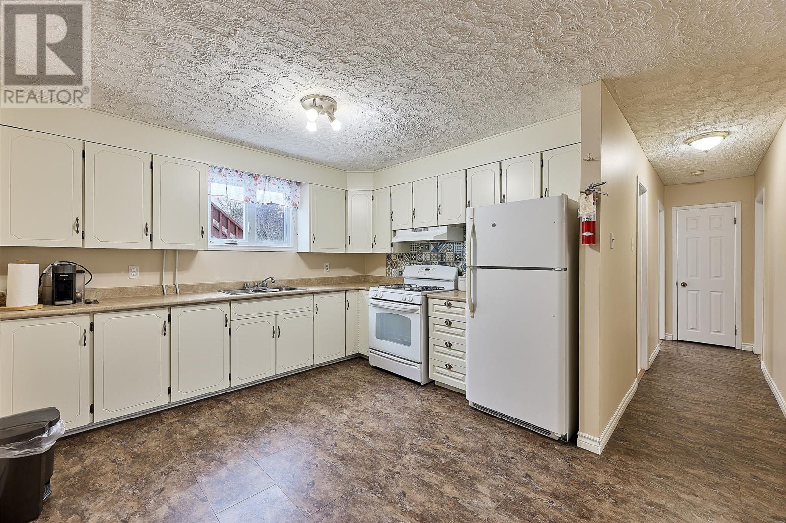 12 Birch Hill, Pouch Cove, Newfoundland & Labrador   - Photo 30 - 1294605