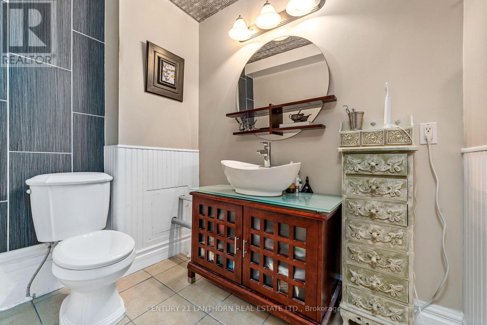 393 Front Street, Belleville (Belleville Ward), Ontario  K8N 2Z9 - Photo 16 - X12792458