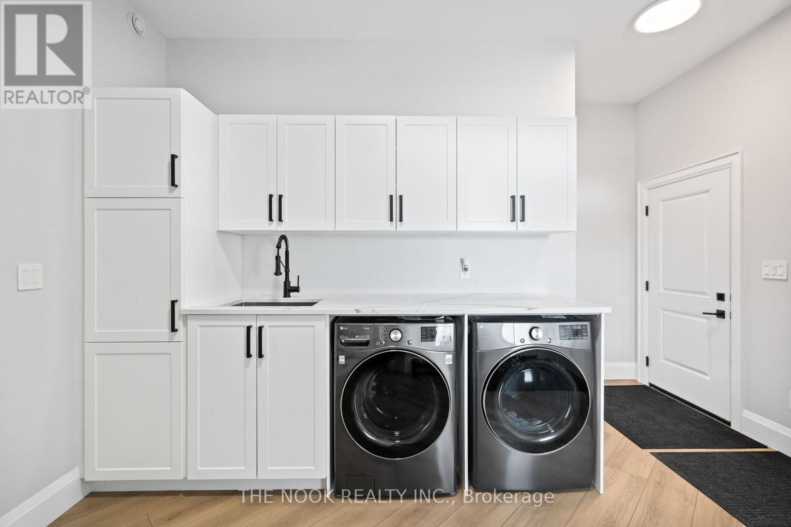 46 Westlake Court, Kawartha Lakes (Fenelon), Ontario  K0M 1G0 - Photo 24 - X12792520