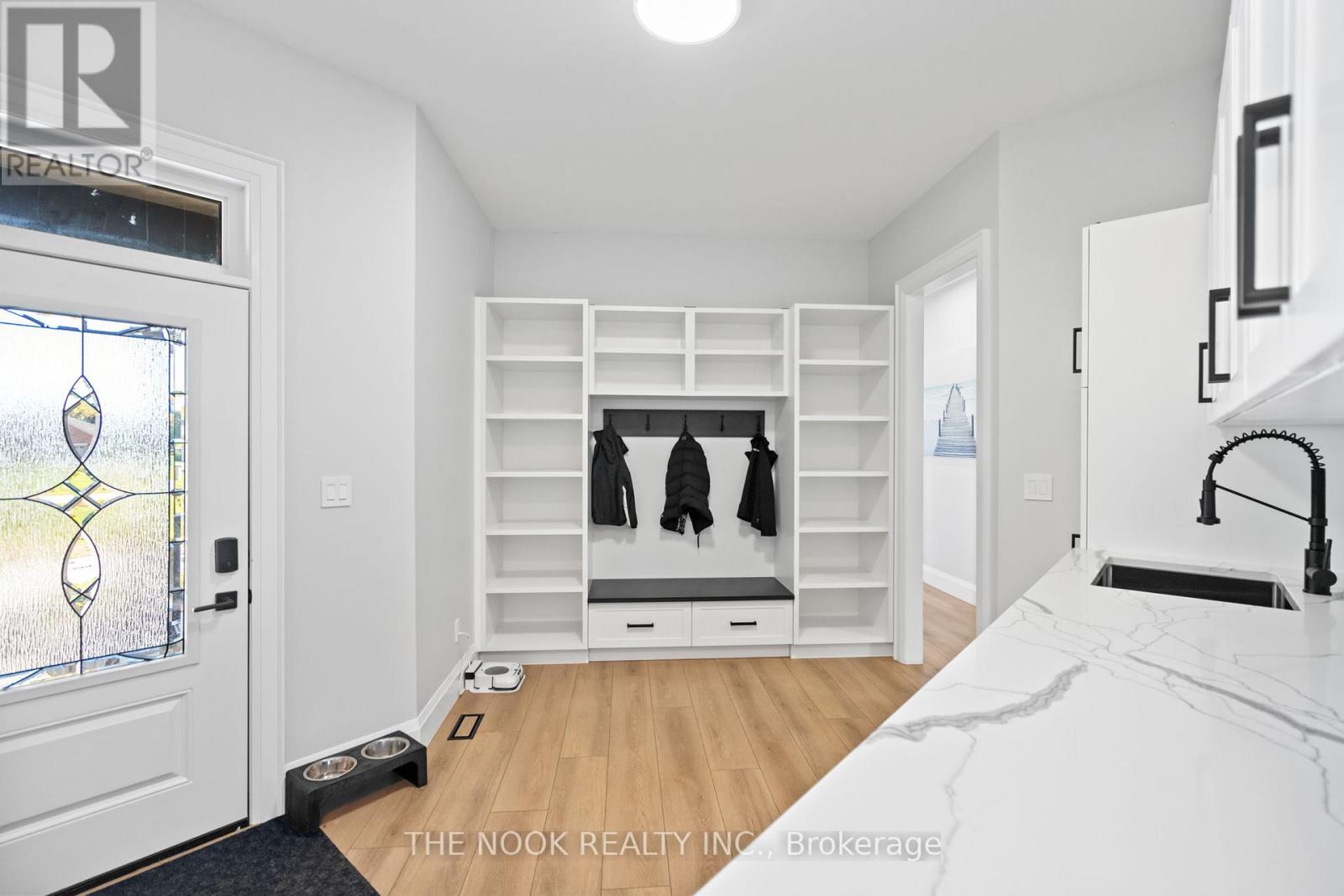 46 Westlake Court, Kawartha Lakes (Fenelon), Ontario  K0M 1G0 - Photo 25 - X12792520