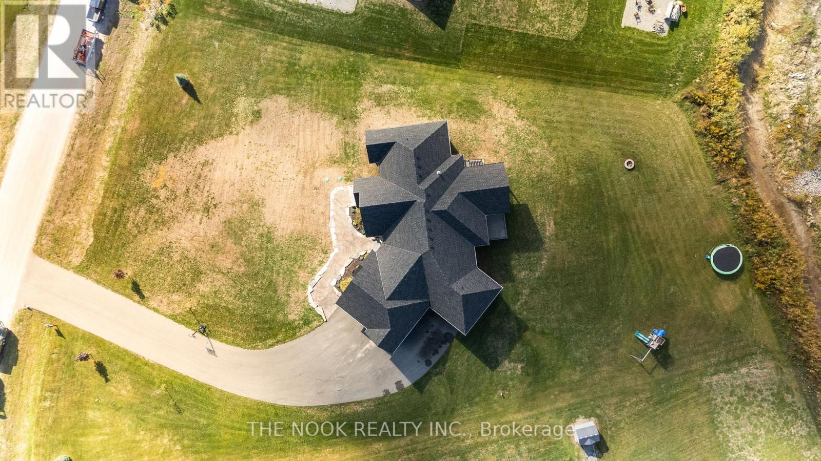 46 Westlake Court, Kawartha Lakes (Fenelon), Ontario  K0M 1G0 - Photo 38 - X12792520