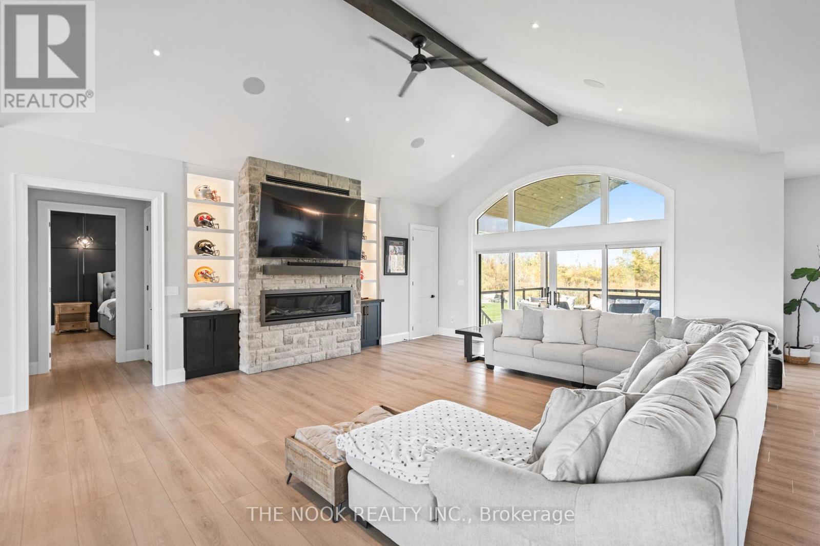 46 Westlake Court, Kawartha Lakes (Fenelon), Ontario  K0M 1G0 - Photo 6 - X12792520