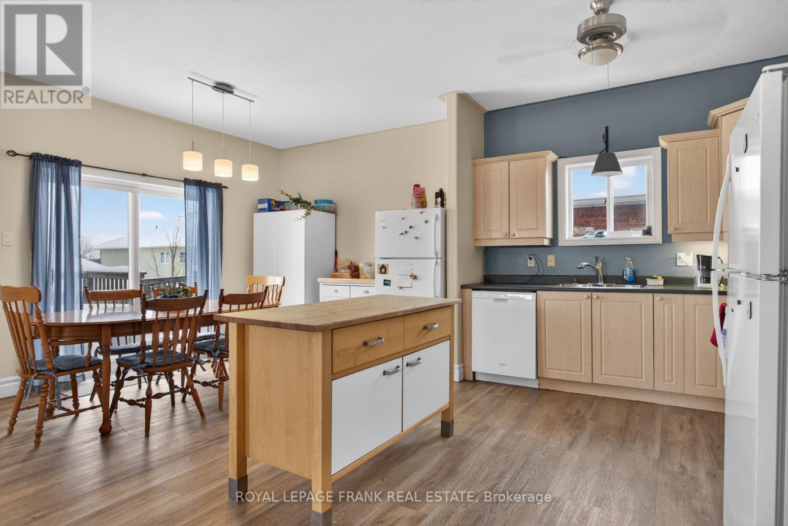 456 Settlers Ridge, Peterborough (Northcrest Ward 5), Ontario  K9L 2A4 - Photo 7 - X12792524