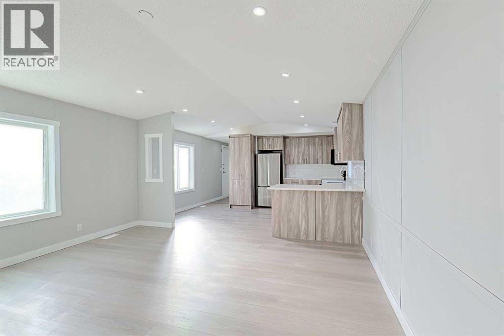 802, 1101 84 Street Ne, Calgary, Alberta  T2A 7X2 - Photo 11 - A2283320