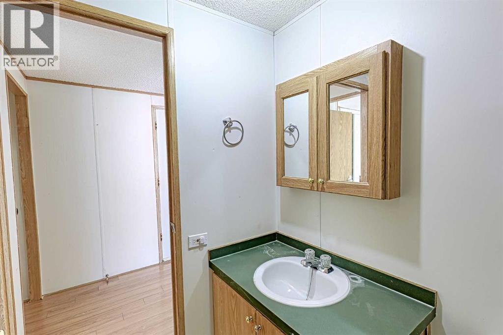 802, 1101 84 Street Ne, Calgary, Alberta  T2A 7X2 - Photo 13 - A2283320