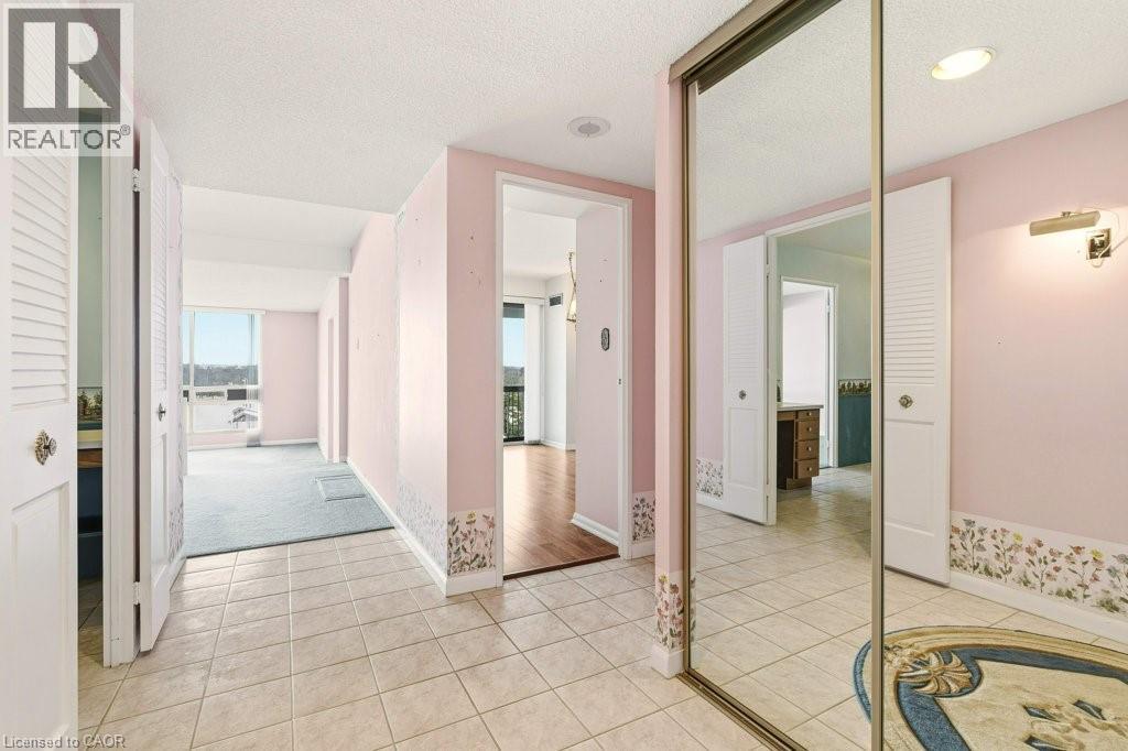 2185 Marine Drive Unit# 906, Oakville, Ontario  L6L 5L6 - Photo 6 - 40805384