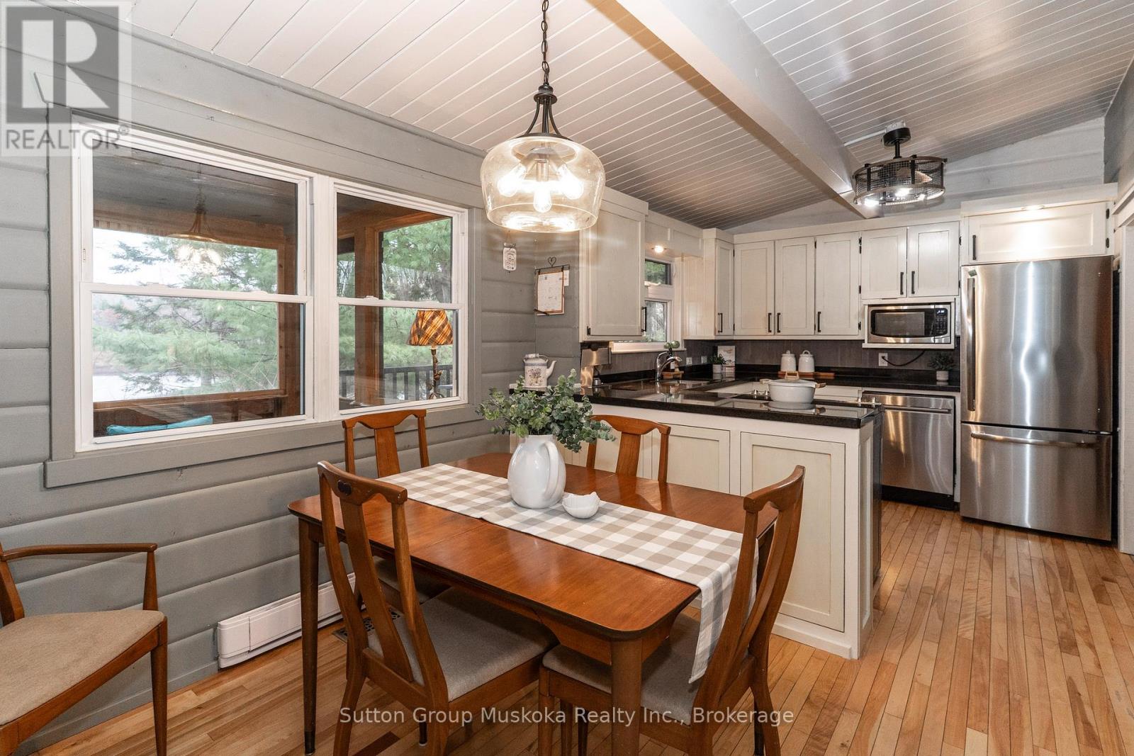 236 Hoodstown Road, Huntsville, Ontario  P1H 2J2 - Photo 16 - X12792446