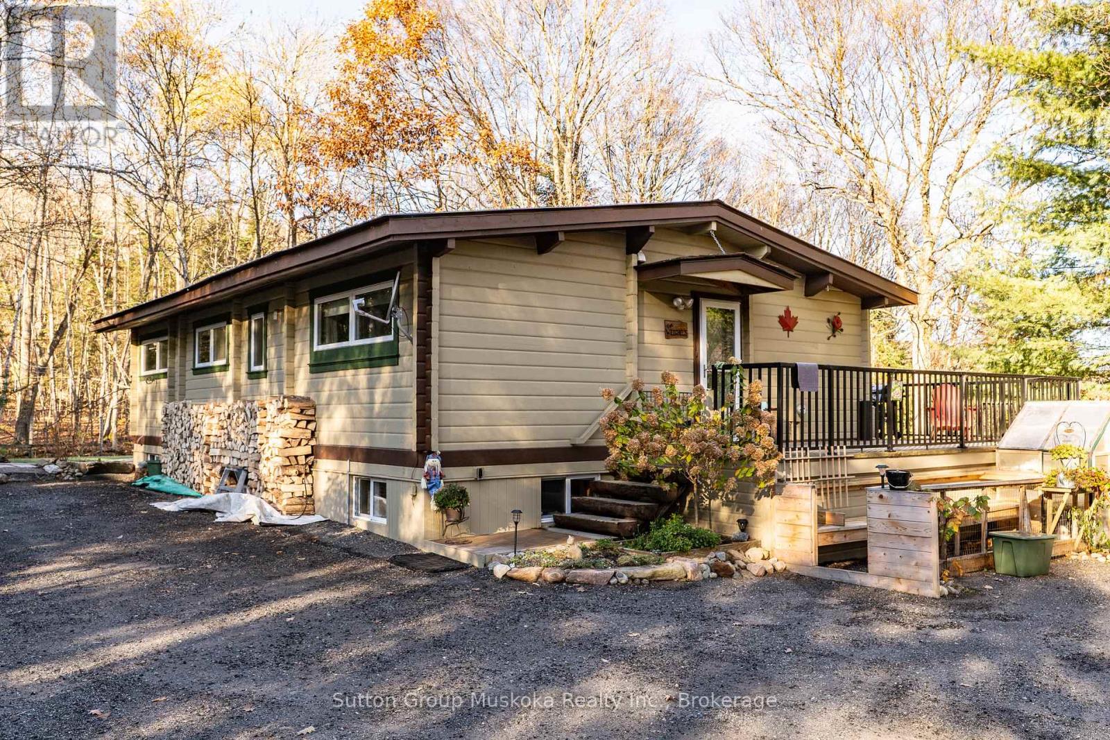 236 Hoodstown Road, Huntsville, Ontario  P1H 2J2 - Photo 3 - X12792446