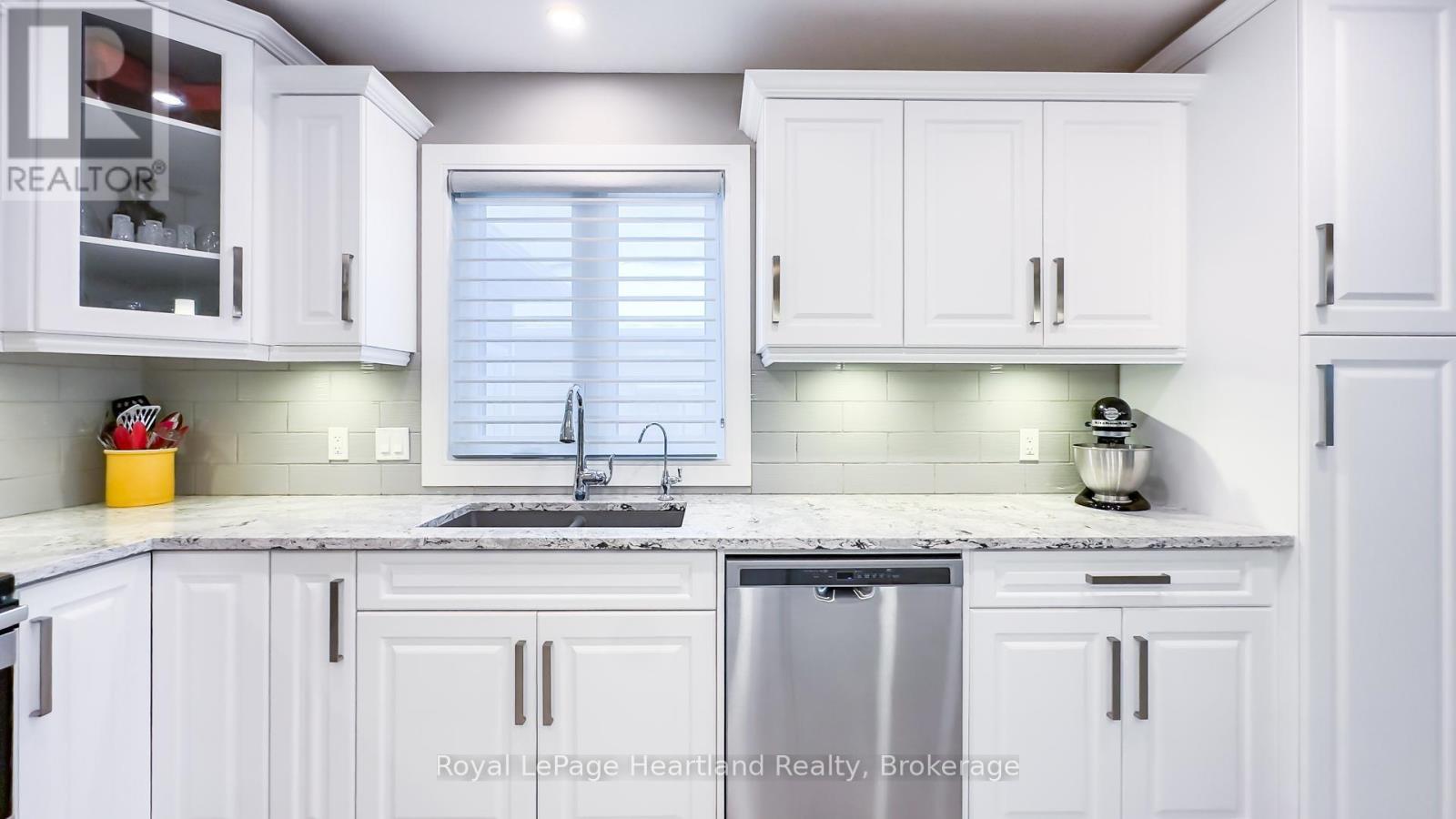 5 Windward Way N, Ashfield-Colborne-Wawanosh, Ontario  N7A 0B2 - Photo 6 - X12792496