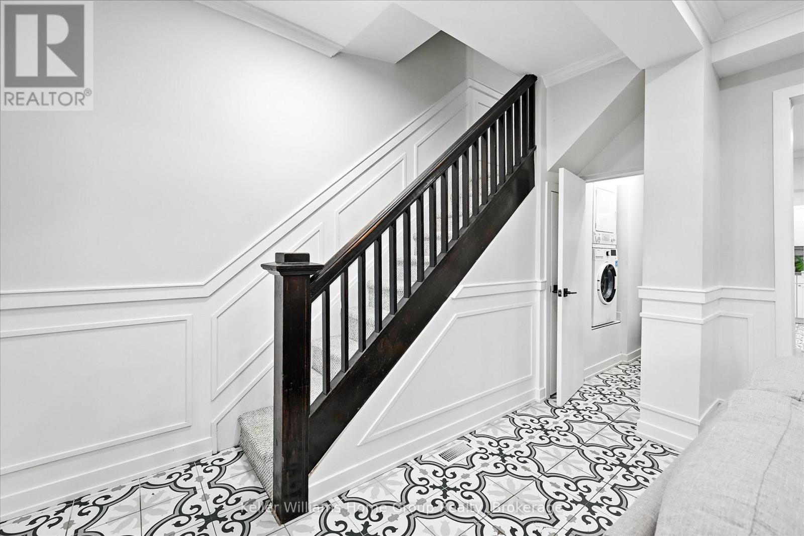 82 Rosemont Avenue, Hamilton, Ontario  L8L 2M5 - Photo 16 - X12792618