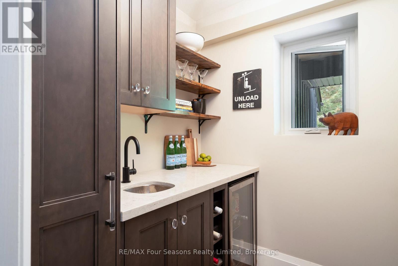 159 Indian Circle, Blue Mountains, Ontario  N0H 1J0 - Photo 26 - X12792682